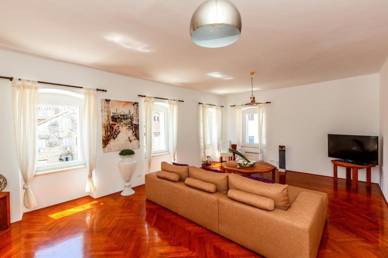 Luxury Serviced In Centre Apartman